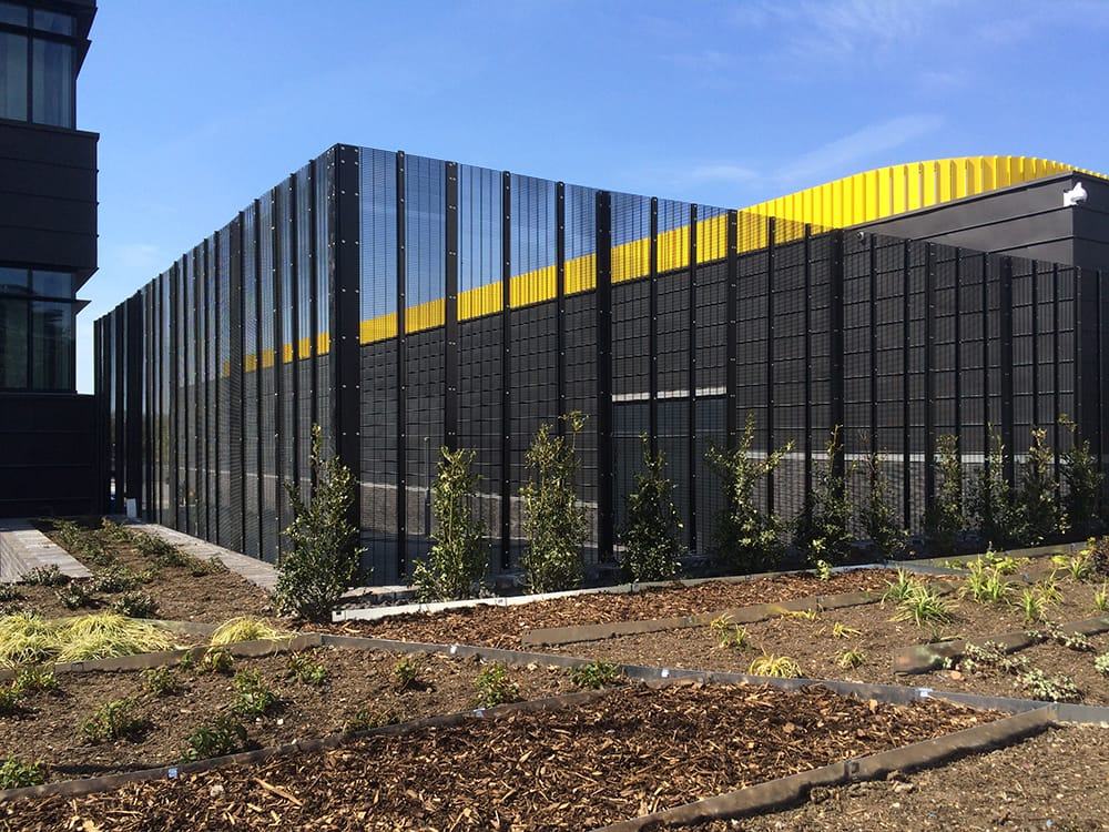 Commercial & security fencing