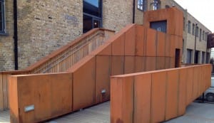 modern timber fencing - commercial fencing-2