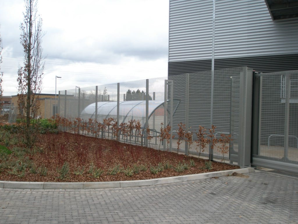 Mesh fencing